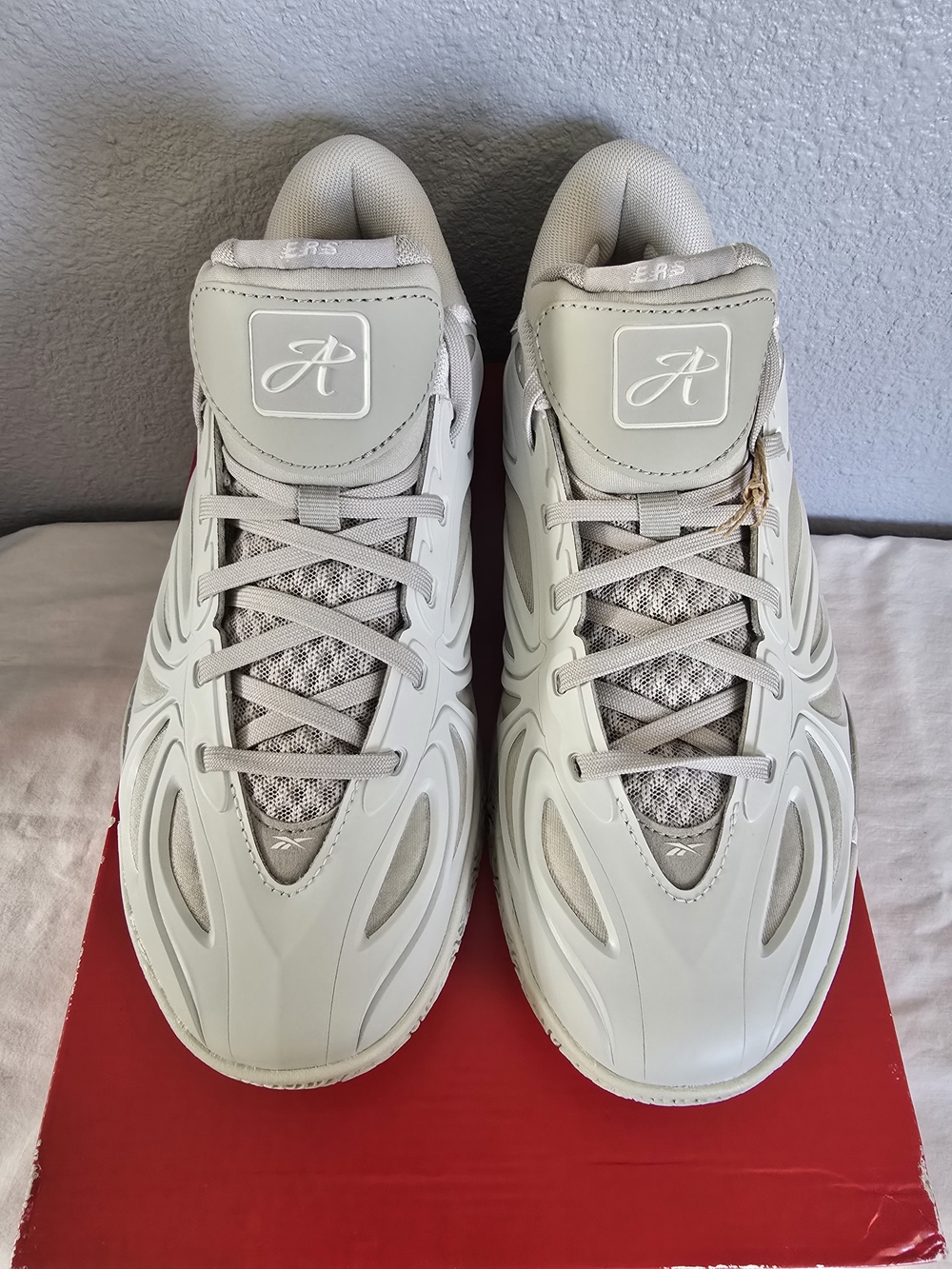 Reebok Angel Reese 1 Basketball Sneakers — Light Grey & Cream - Picture 4 of 4